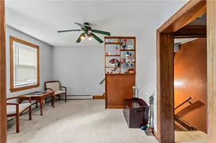 381 Maple Ave, Barrington, RI 02806 - Photo 6