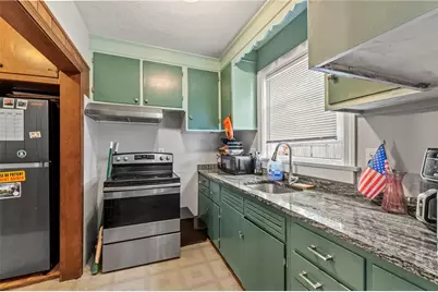 381 Maple Avenue, Barrington, RI 02806 - Photo 10