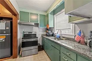 381 Maple Ave, Barrington, RI 02806 - Photo 10