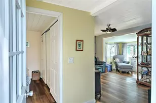 600 Cole Farm Rd, Warwick, RI 02889 - Photo 6