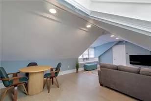 382 Spring St, Newport, RI 02840 - Photo 6