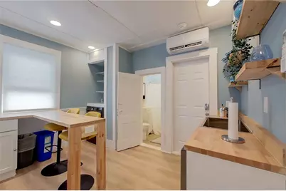 382 Spring Street #3, Newport, RI 02840 - Photo 4