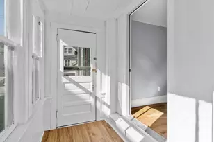 382 Spring St, Newport, RI 02840 - Photo 10