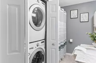 25 Scenic Dr, West Warwick, RI 02893 - Photo 36