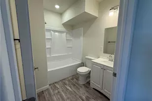 327 Pine St, Pawtucket, RI 02860 - Photo 6