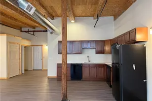 327 Pine St, Pawtucket, RI 02860 - Photo 6