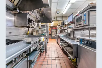 176 Columbus Avenue, Pawtucket, RI 02860 - Photo 40