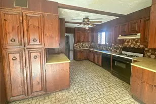16 Shaw Ave, Johnston, RI 02919 - Photo 14