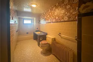 16 Shaw Ave, Johnston, RI 02919 - Photo 10