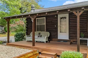 51 Osceola Ave, Narragansett, RI 02882 - Photo 4