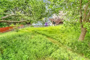 216 Bertenshaw Rd, Woonsocket, RI 02895 - Photo 10