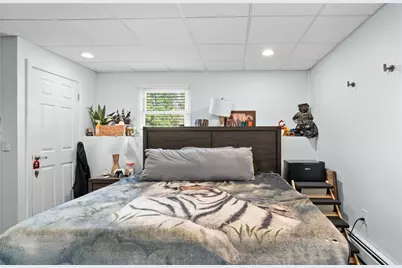 26 Dallas Avenue, Warwick, RI 02889 - Photo 22