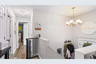 26 Dallas Avenue, Warwick, RI 02889 - Photo 6