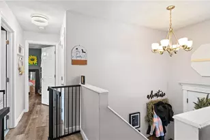 26 Dallas Ave, Warwick, RI 02889 - Photo 6