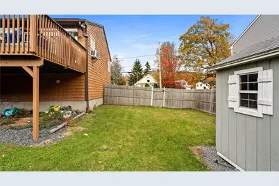 26 Dallas Avenue, Warwick, RI 02889 - Photo 32