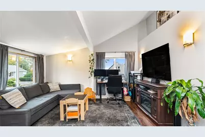 21 Darton Street, Coventry, RI 02816 - Photo 6