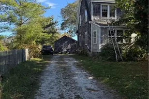 536 W Main Rd, Little Compton, RI 02837 - Photo 12