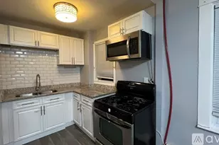 42 De Soto St, Providence, RI 02909 - Photo 2
