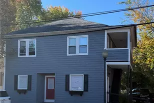 692 East Ave, Warwick, RI 02886 - Photo 1