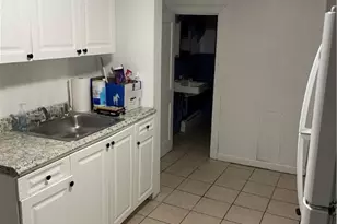 19 Wood St, Pawtucket, RI 02860 - Photo 18