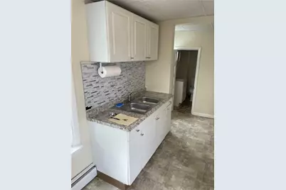 19 Wood Street, Pawtucket, RI 02860 - Photo 10