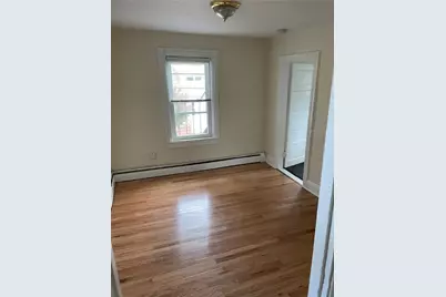 19 Wood Street, Pawtucket, RI 02860 - Photo 4