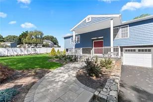 4 Shore Rd, Westerly, RI 02891 - Photo 2