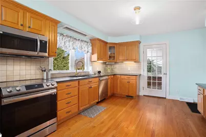 285 School Street, Lincoln, RI 02865 - Photo 12