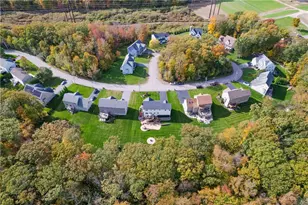 121 Ashbrook Dr, Cranston, RI 02921 - Photo 40