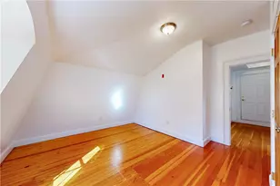 54 Halsey St, Providence, RI 02906 - Photo 16