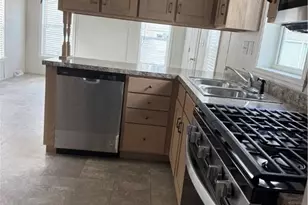 6101 Post Rd, North Kingstown, RI 02852 - Photo 12