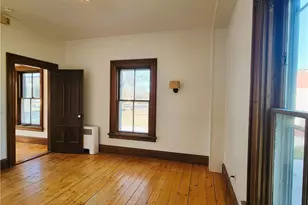 2951 E Main Rd, Portsmouth, RI 02871 - Photo 10