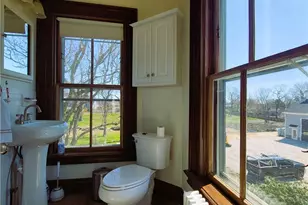 2951 E Main Rd, Portsmouth, RI 02871 - Photo 18