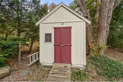 331 Newman Avenue, East Providence, RI 02916 - Photo 30