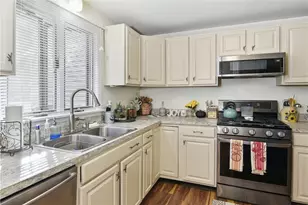 153 Fish Rd, Tiverton, RI 02878 - Photo 4