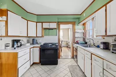 72 Hilltop Avenue, Providence, RI 02908 - Photo 4