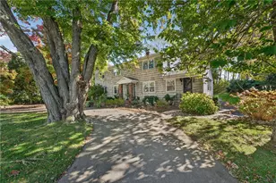 26 Windward Dr, Westerly, RI 02891 - Photo 2
