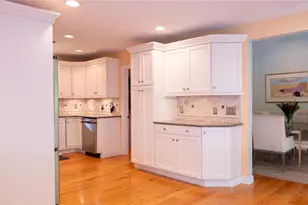 65 Huguenot Dr, East Greenwich, RI 02818 - Photo 16