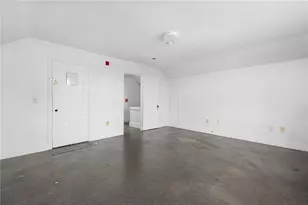 109 Somerset St, Providence, RI 02907 - Photo 32