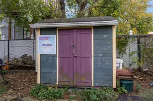 109 Somerset St, Providence, RI 02907 - Photo 38