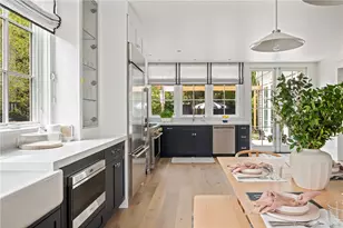 81 Roseneath Ave, Newport, RI 02840 - Photo 6