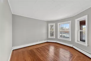 252 Railroad St, Lincoln, RI 02838 - Photo 8