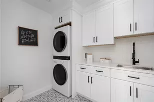 5 Braeburn Cir, Cranston, RI 02921 - Photo 32