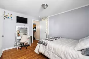 7 Snell Ct, West Warwick, RI 02893 - Photo 14