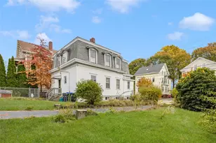 184 Pleasant St, Providence, RI 02906 - Photo 46