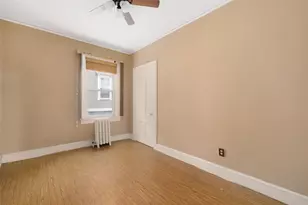 184 Pleasant St, Providence, RI 02906 - Photo 16
