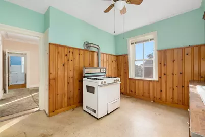 184 Pleasant Street, Providence, RI 02906 - Photo 28