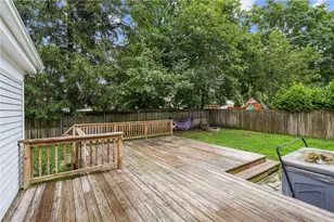 126 Fairfax Dr, Warwick, RI 02888 - Photo 38