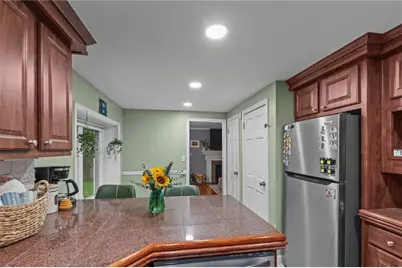 126 Fairfax Drive, Warwick, RI 02888 - Photo 14