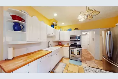 341 Blackstone Street, Woonsocket, RI 02895 - Photo 14